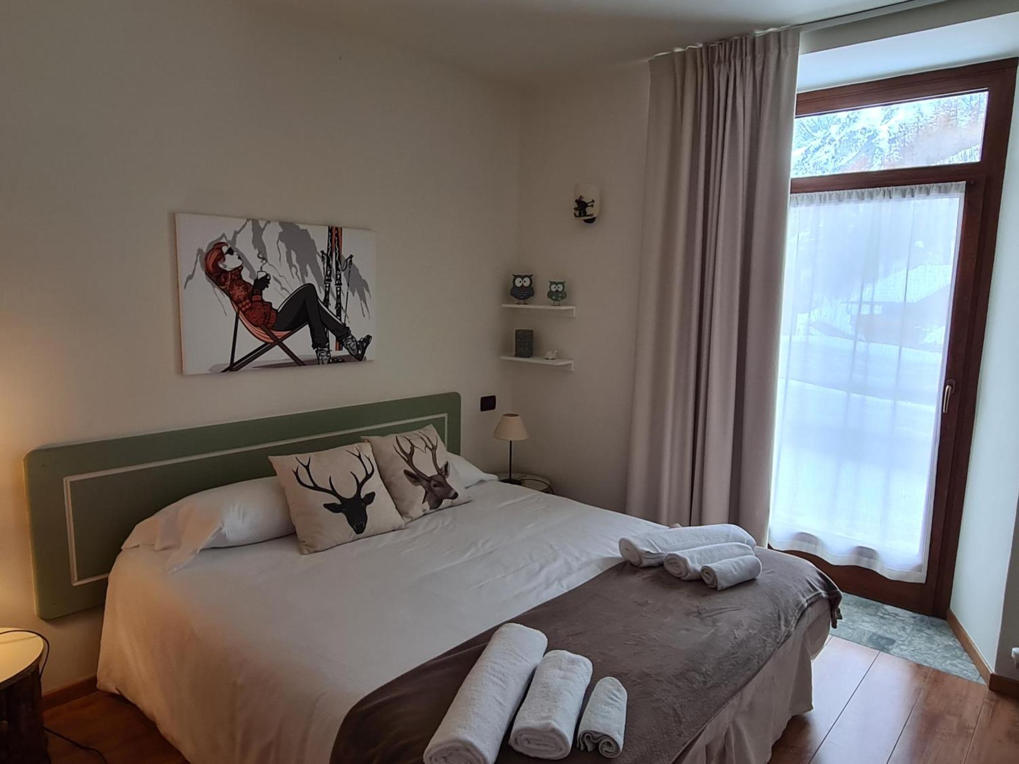 Hotel Dente Del Gigante Courmayeur Bagian luar foto